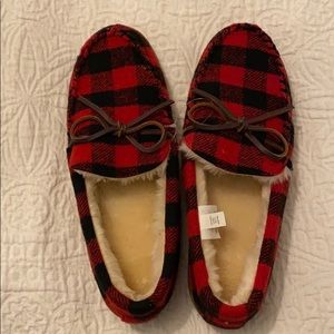 Men’s flannel slippers